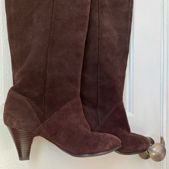 Brown suede Italian over the knee boots - Picture 3 of 5